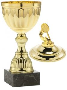 1021.028 Badminton Pokale mit Deckelfigur inkl. Beschriftung | Serie 7 Stck.