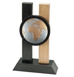 H340.020 Globus - Welt Holz-Pokal Lörrach inkl. Beschriftung | 3 Größen